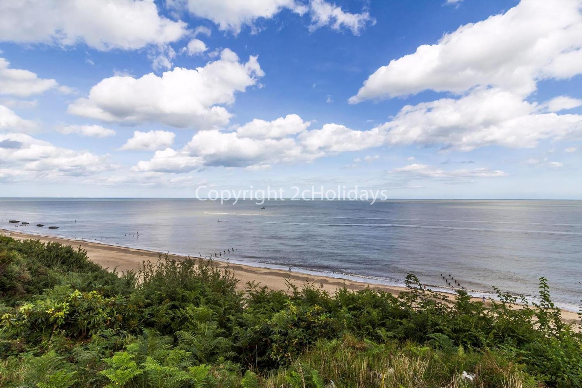 Brilliant Caravan With A Partial Sea View In Suffolk Ref 32026Az Lowestoft Esterno foto