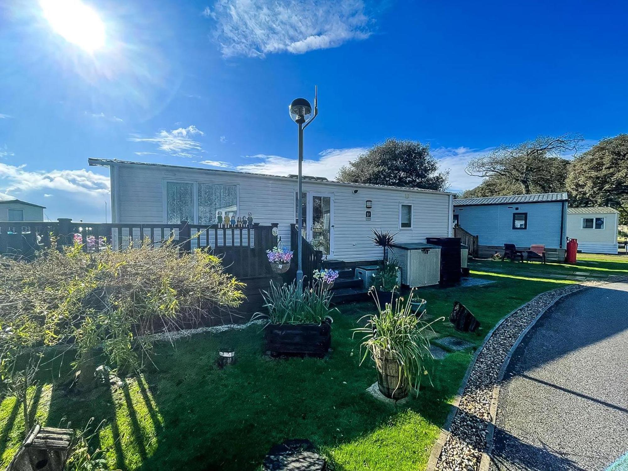 Brilliant Caravan With A Partial Sea View In Suffolk Ref 32026Az Lowestoft Esterno foto
